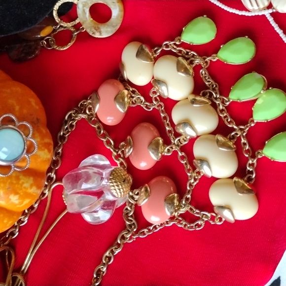 White bundle - Picture 8 of 10